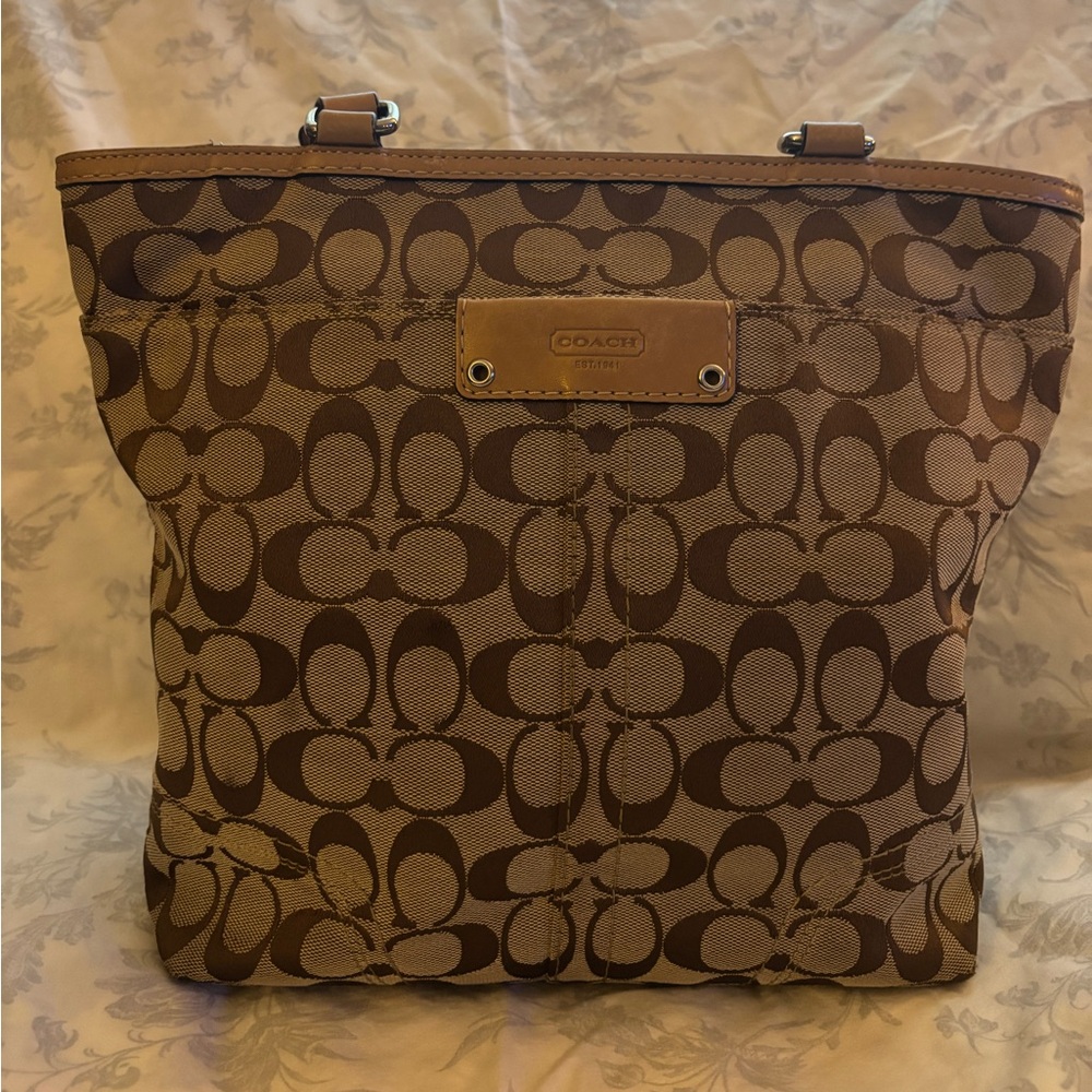 Coach Hampton Signature Canvas With Leather Trim Tote Bag